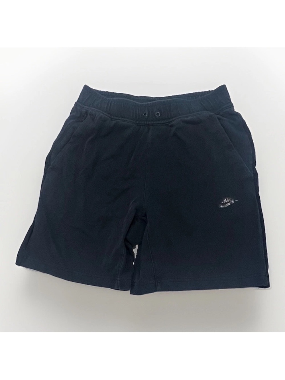 Nike Black Men's Athletic Shorts with Subtle Logo